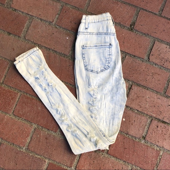 NEW 🐰 Aphrodite High Waisted Acid Wash Distressed - Picture 7 of 10